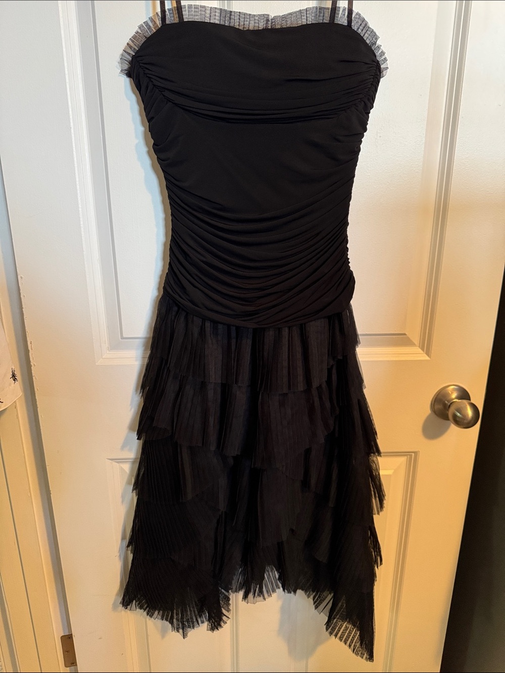 BCBGMaxAzria Black Strapless Ruched Bodice Tiered Tulle Dress
